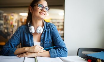 L'huile essentielle de Petit Grain Bigarade est une alliée indispensable pour une rentrée sans stress